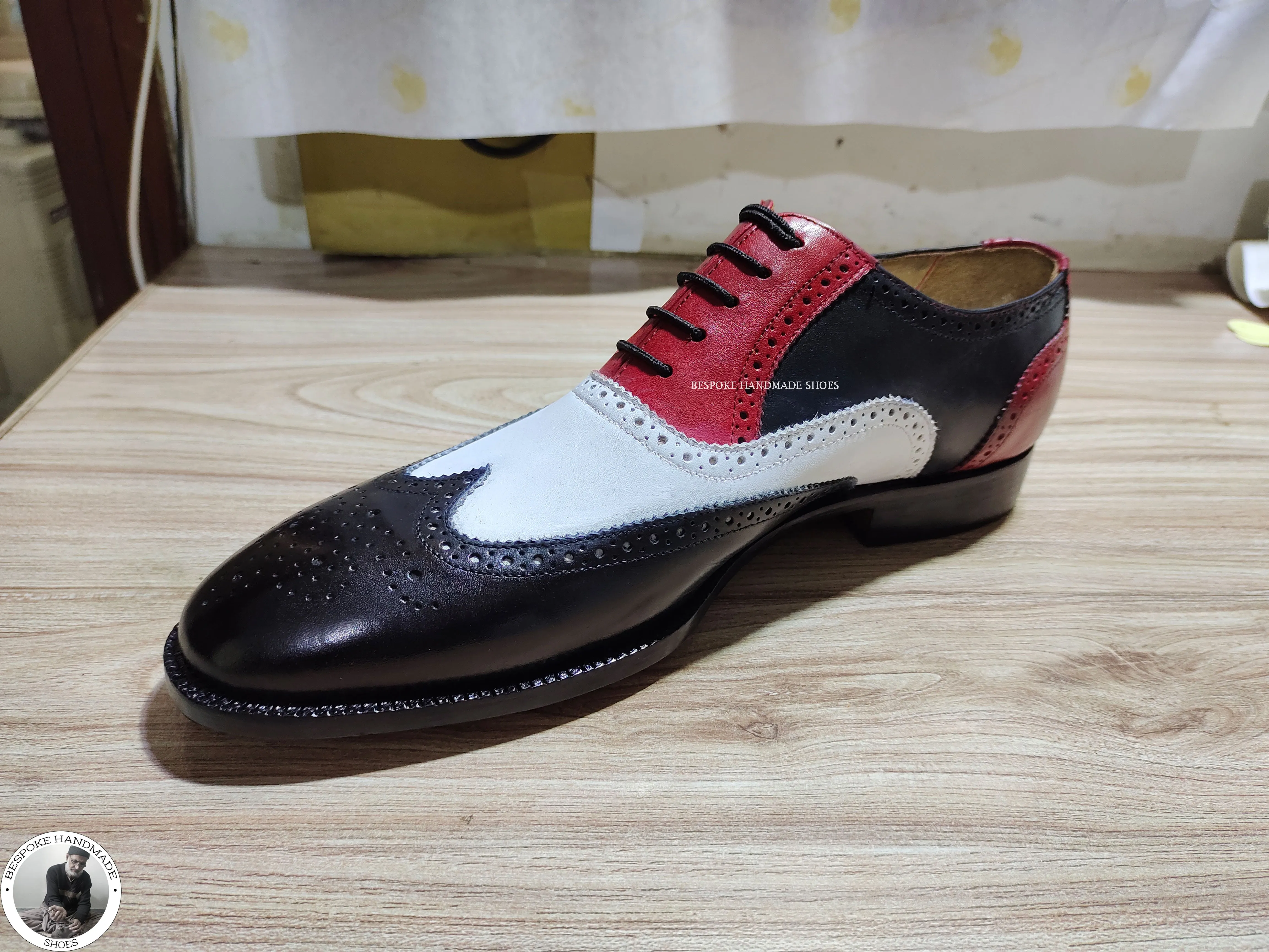 Bespoke Handmade Men’s Three Tone Wingtip Oxford Brogue Lace up Dress / Formal Shoes