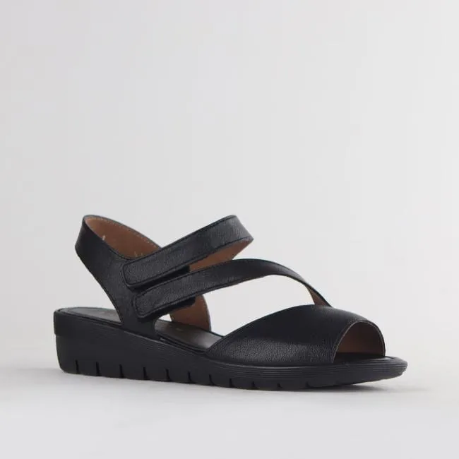 Velcro Sandal in Black - 12538